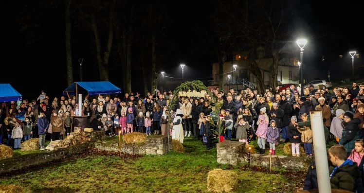 Uprizorene žive jaslice u svetištu Gospe od Suza 