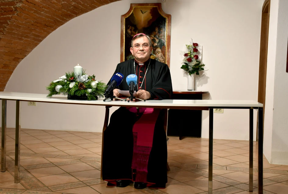 Susret biskupa Martinovića s novinarima i predstavljanje Božićne poruke