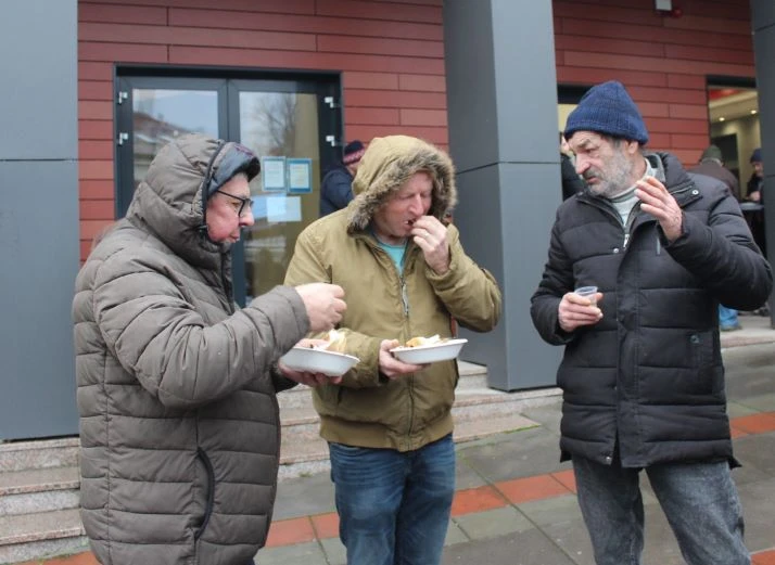 Na Badnjak u Pleternici podijeljeno 400 porcija posnih obroka