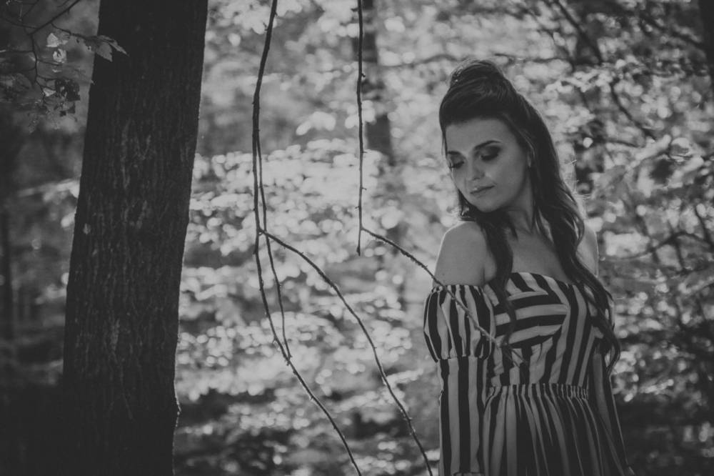 Slavonka Andrea je nova glazbena nada na našoj estradi- poslušajte njenu pjesmu ʺSamo mojʺ