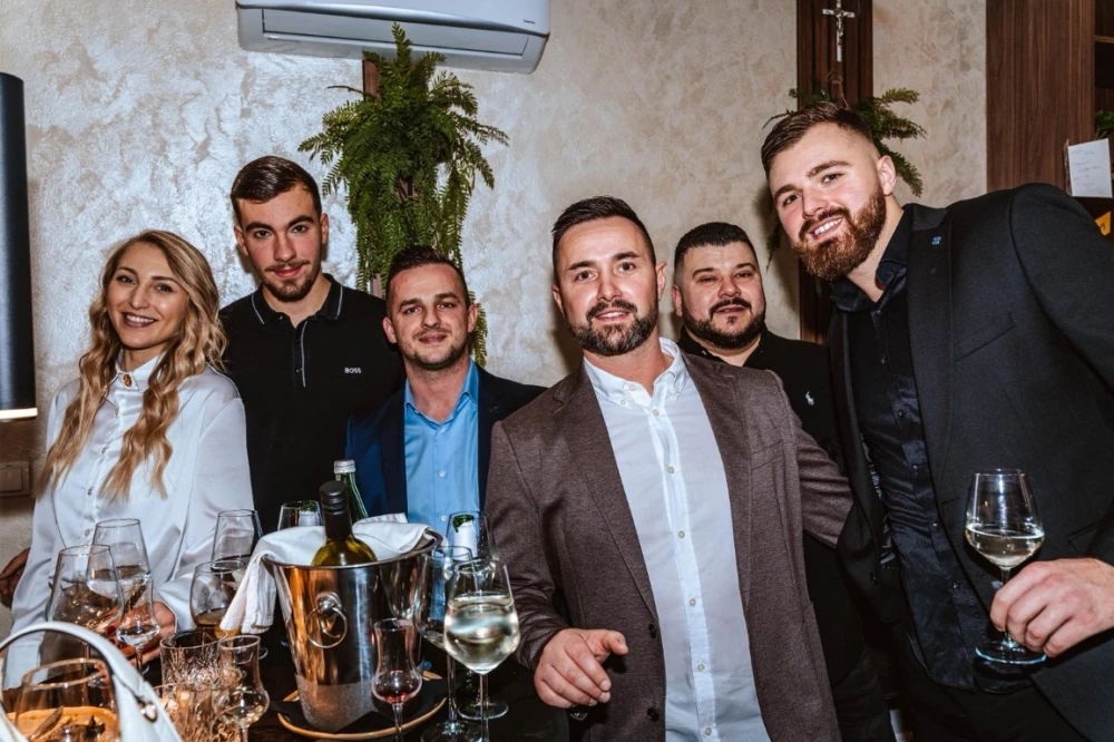 Nova gastro adresa u Požegi: Restoran Triluna osvaja mirisima i okusima roštilja