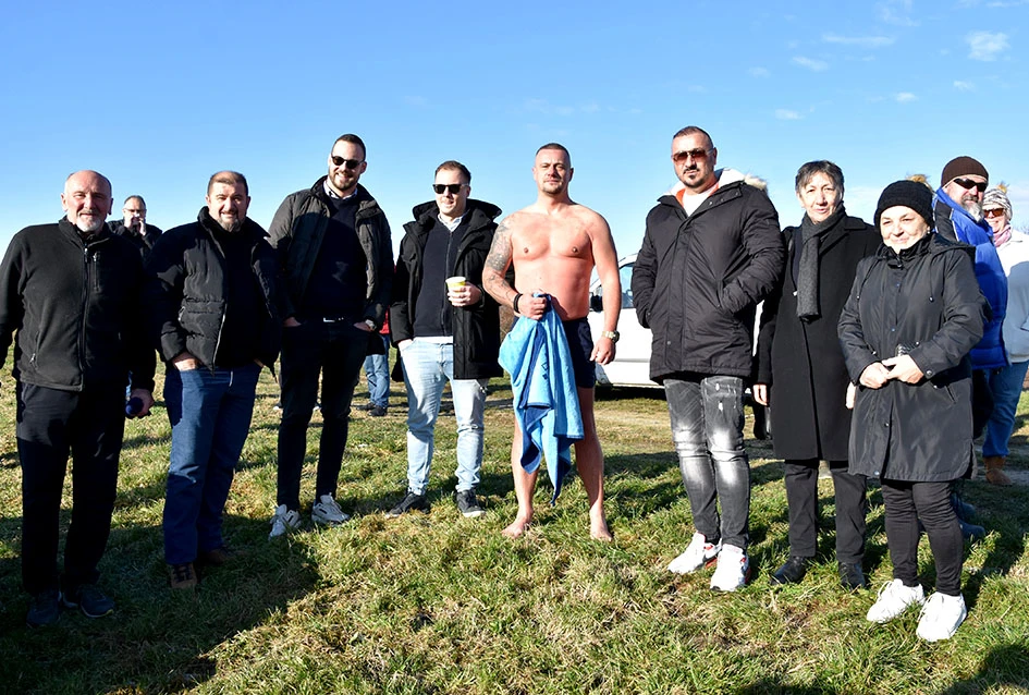 U ledenoj Orljavi za djecu: Požeška humanitarna akcija na Staru godinu