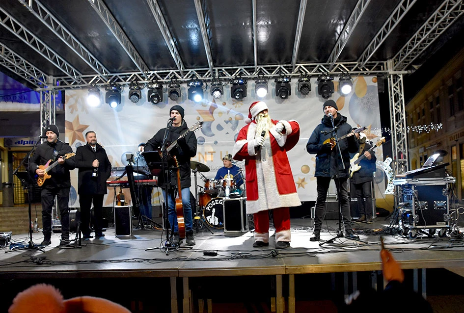 Nova 2026. dočekana u srcu Požege