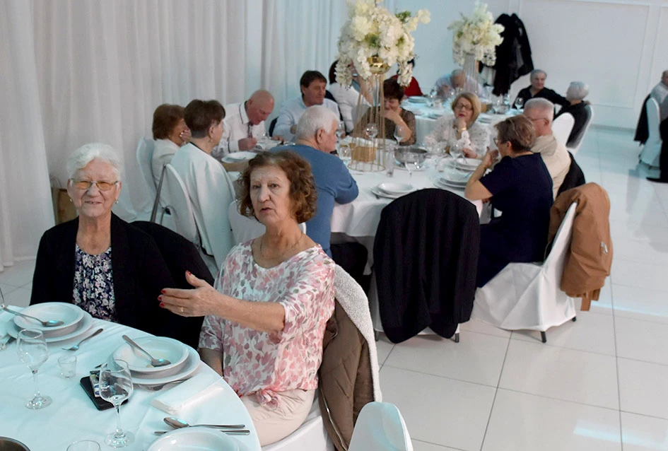 Snijeg nije zaustavio ljubitelje plesa:Stotinjak gostiju na prvoj ovogodišnjoj zabavi Marice Budimski Mace