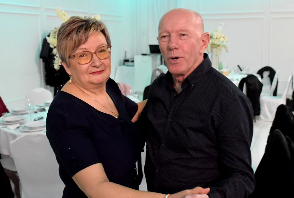 Snijeg nije zaustavio ljubitelje plesa:Stotinjak gostiju na prvoj ovogodišnjoj zabavi Marice Budimski Mace