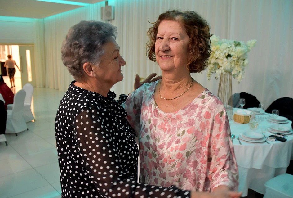 Snijeg nije zaustavio ljubitelje plesa:Stotinjak gostiju na prvoj ovogodišnjoj zabavi Marice Budimski Mace