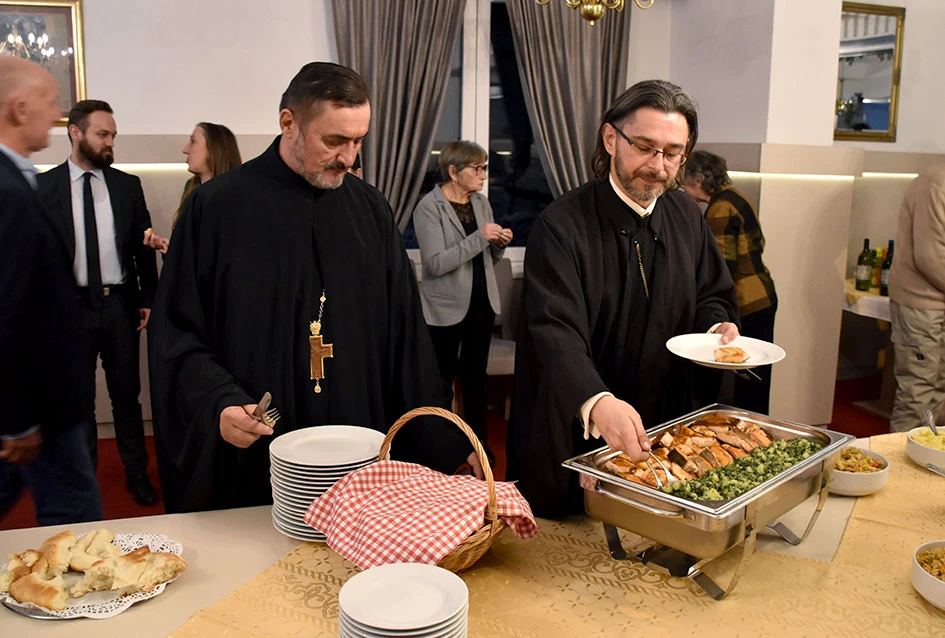 Prijem uoči Božića po Julijanskom kalendaru prošao u duhu tradicije i razumijevanja