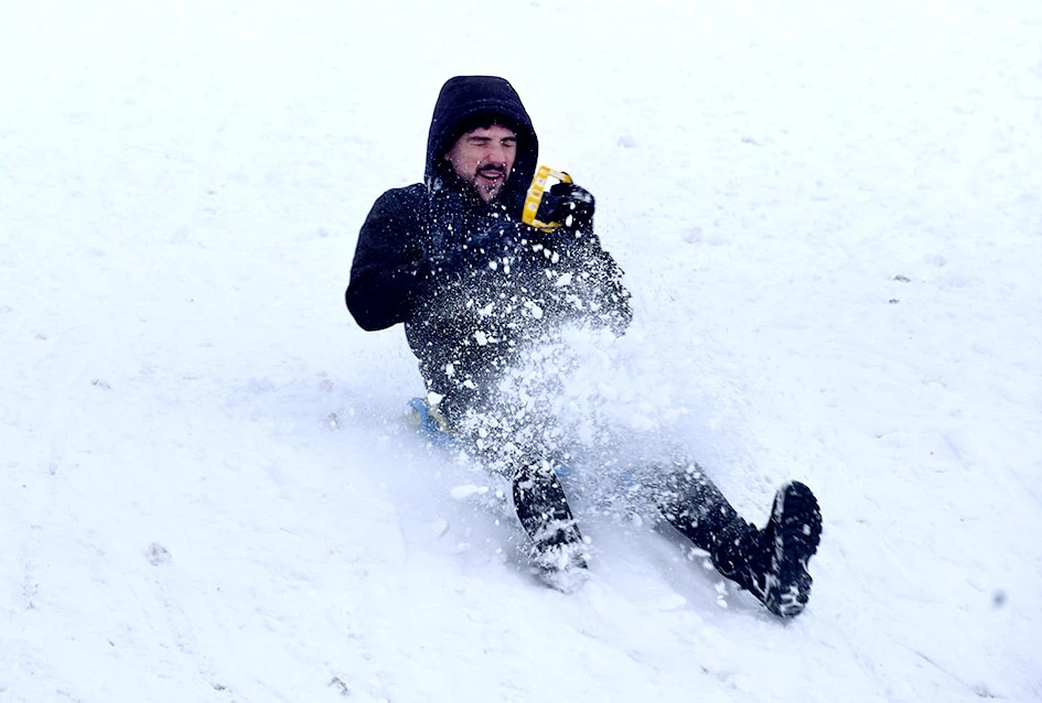 Zimske radosti na Tekiji: Padine Požeške gore preplavili sanjkaši svih uzrasta