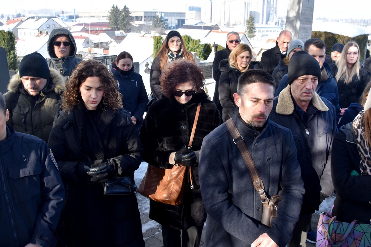 POSLJEDNJI ISPRAĆAJ: Uz vojne počasti sahranjena Mandica Rakić – Ranka