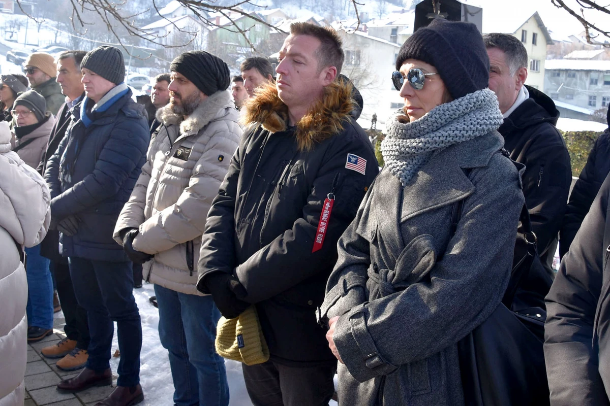 POSLJEDNJI ISPRAĆAJ: Uz vojne počasti sahranjena Mandica Rakić – Ranka