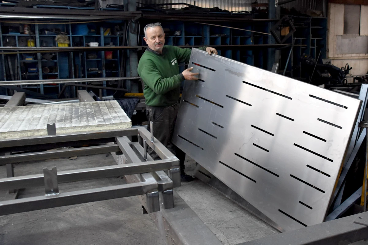 Inovacija iz Alilovaca: Drago Pavelić konstruirao okretni roštilj koji rješava najveći problem svakog majstora pečenja