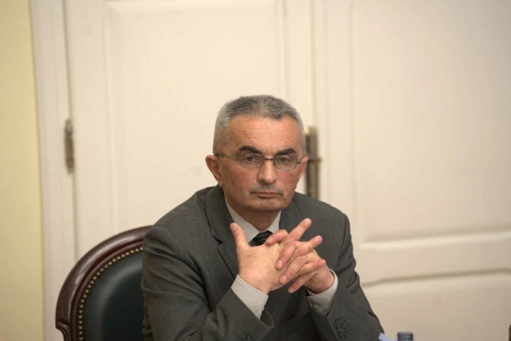 Gradonačelnik Miličević i stipendija od 230 eura: Primjer kako se gubi povjerenje građana