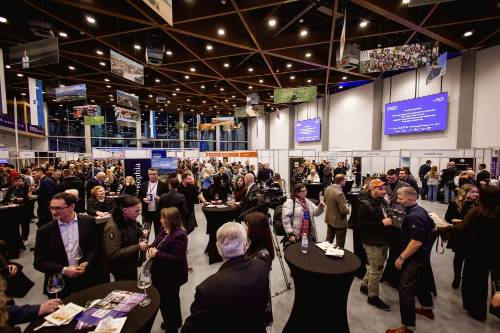 Vinari Požeštine izlažu na WineOS