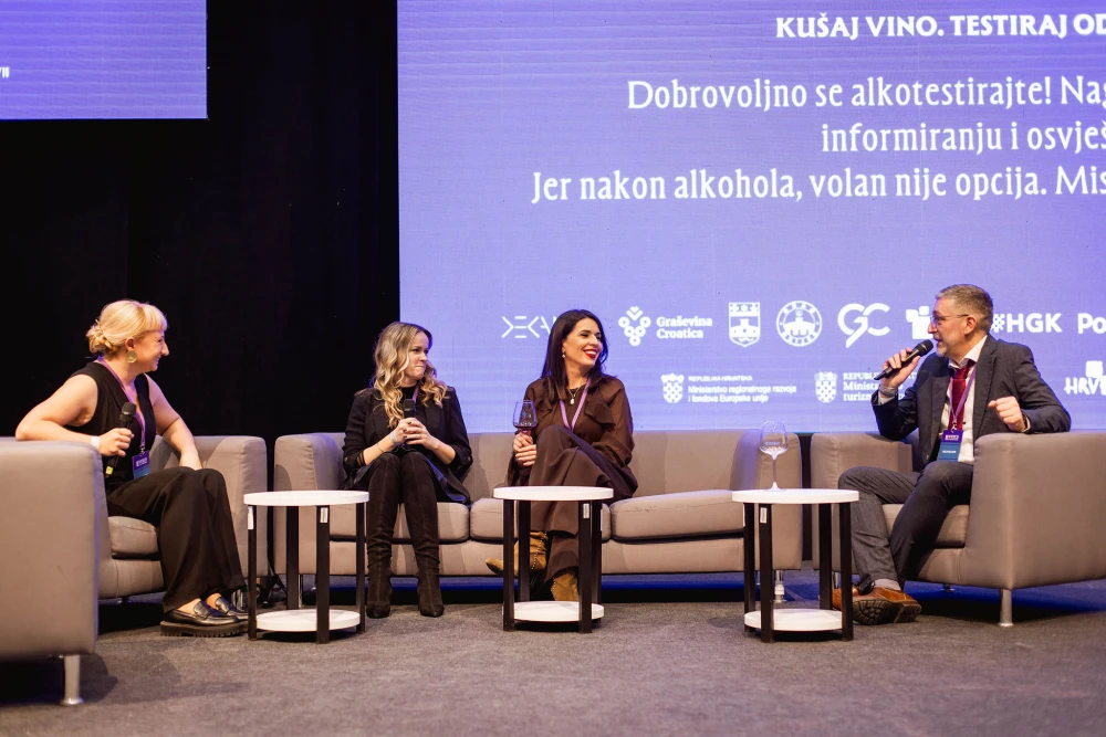 Vinari Požeštine izlažu na WineOS