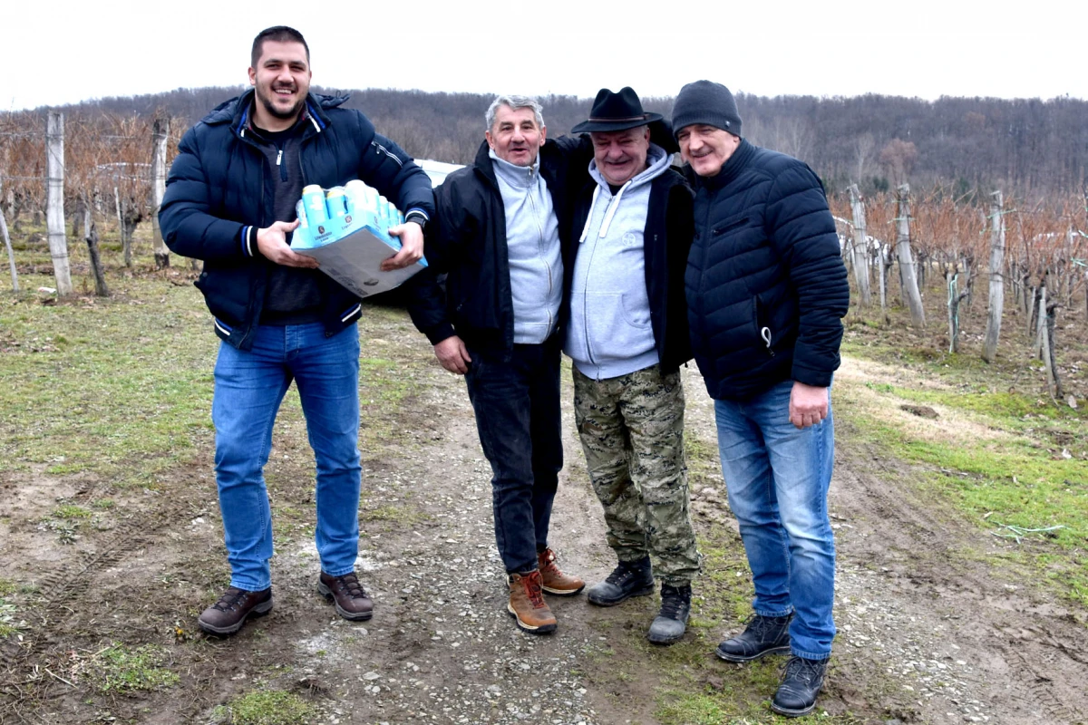TRADICIJA NA VINKOMIRU: Proslava Vincelova u vinogradu obitelji Majstorović