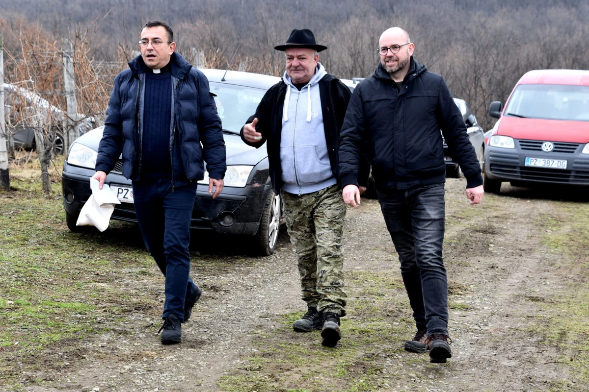 TRADICIJA NA VINKOMIRU: Proslava Vincelova u vinogradu obitelji Majstorović