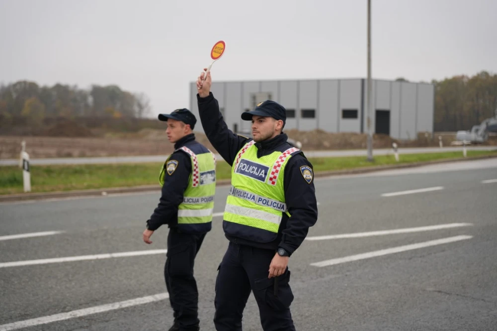 Traktor kao oružje: 3,14 promila alkohola usred naselja