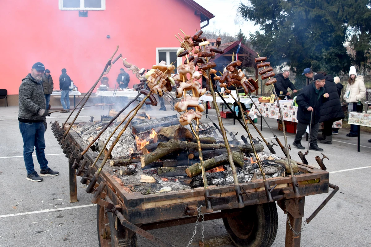 VINCEKOVO U LUKAČU: Od blagoslova na Jelkovcu do druženja kod vatrogasnog doma