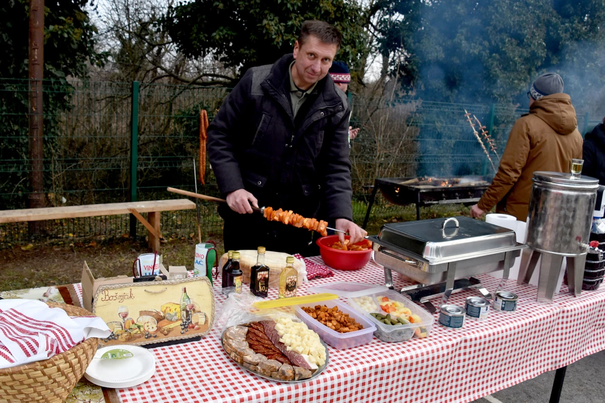 VINCEKOVO U LUKAČU: Od blagoslova na Jelkovcu do druženja kod vatrogasnog doma