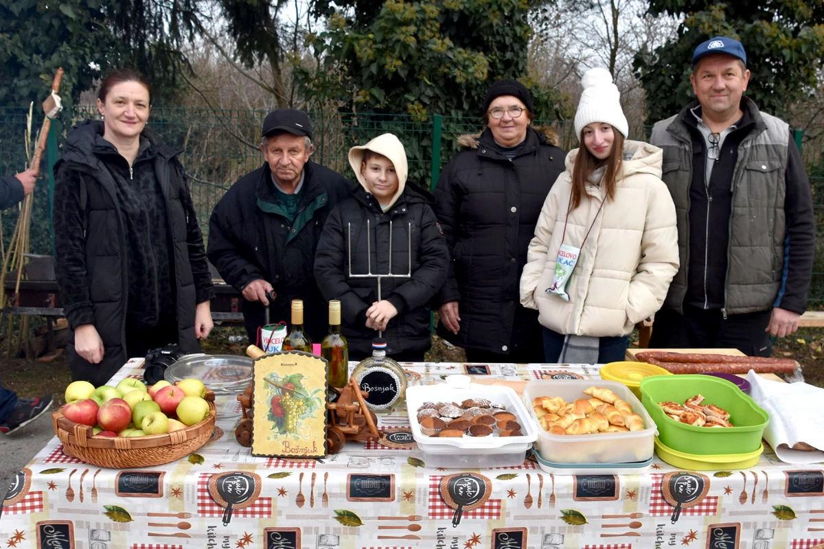 VINCEKOVO U LUKAČU: Od blagoslova na Jelkovcu do druženja kod vatrogasnog doma