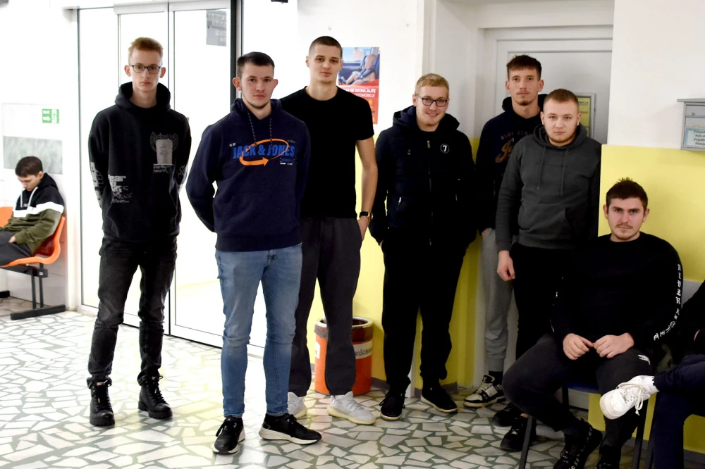 Put do vojničke odore vodi preko liječničkog pregleda: Generacija 2007. na testu sposobnosti u Požegi