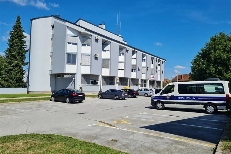 Policijska šutnja nakon smrti u Brodskom Drenovcu – tko je odlučio da javnost ne mora znati?