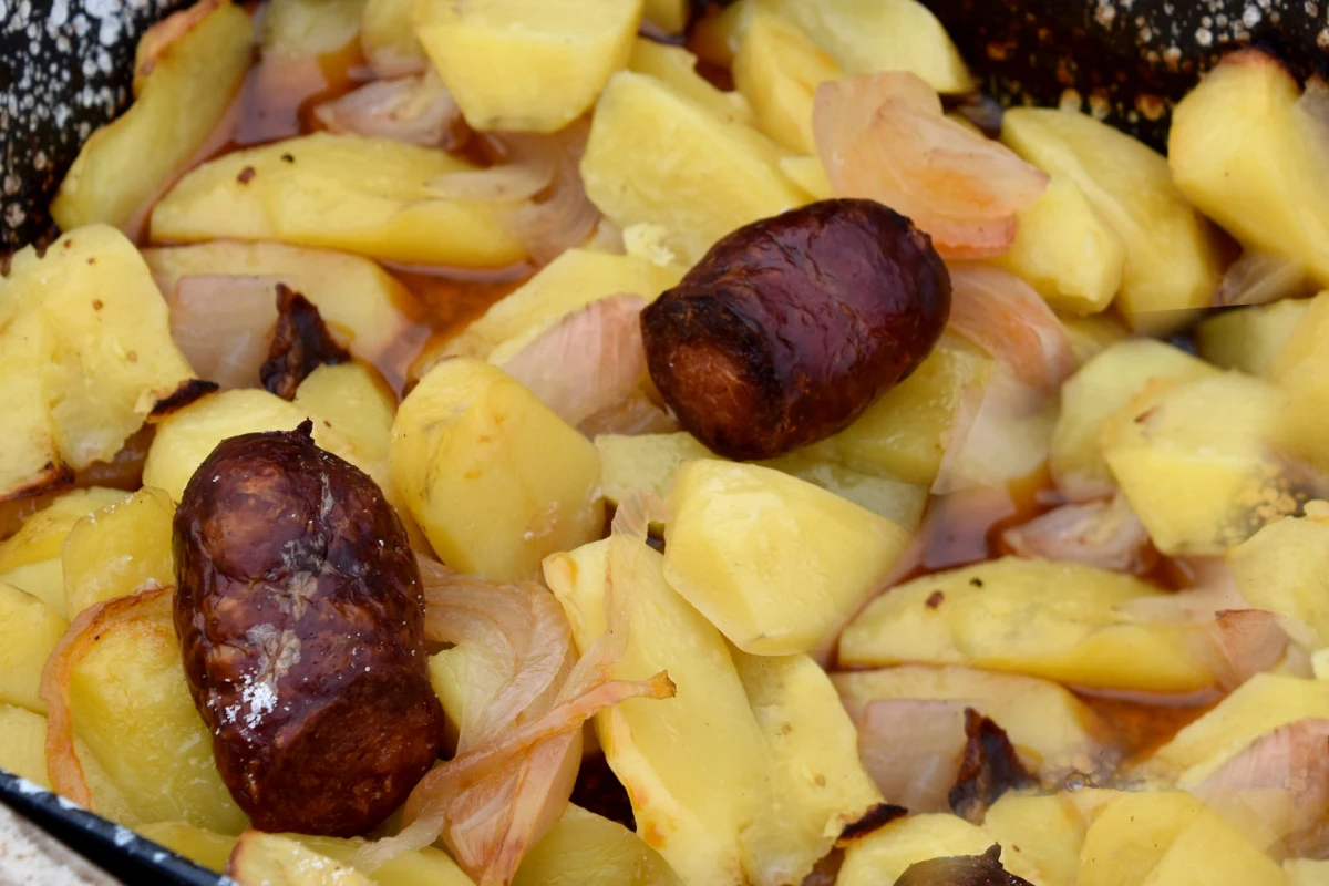 Vincelovo kod Denija Pavića: Okupio prijatelje i suigrače uz vatru, pjesmu i vrhunsku graševinu