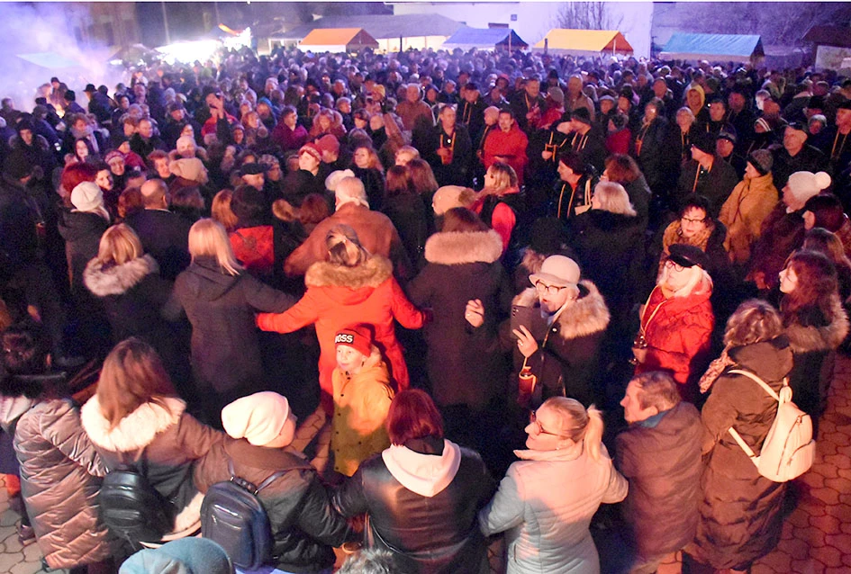 DANAS U VETOVU: Sve je spremno za spektakularno 14. Vincelovo na Trgu svetog Vinka