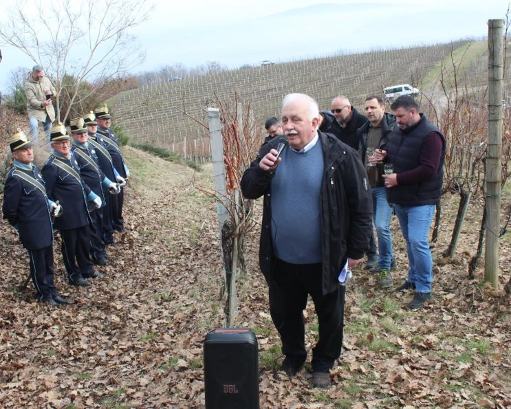 ’VINA MARKOTA’: Na Starcu proslavili Vincelovo uz blagoslov vinove loze, pjesmu i druženje 