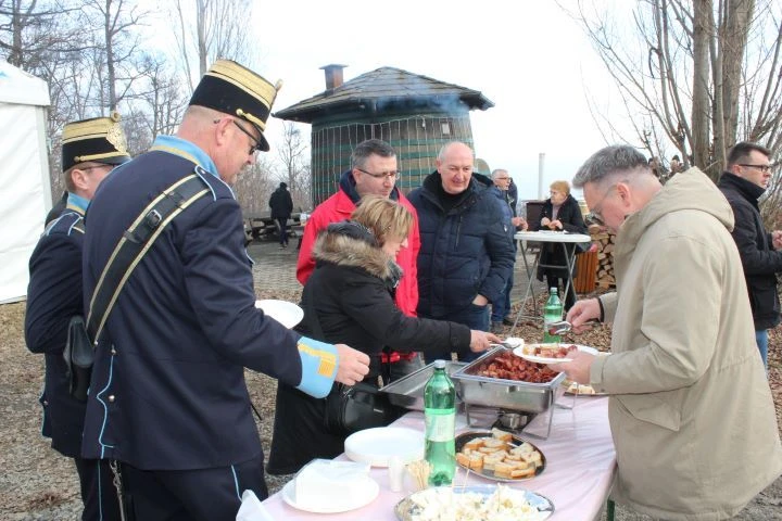 ’VINA MARKOTA’: Na Starcu proslavili Vincelovo uz blagoslov vinove loze, pjesmu i druženje 