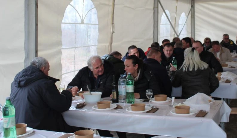 ’VINA MARKOTA’: Na Starcu proslavili Vincelovo uz blagoslov vinove loze, pjesmu i druženje 