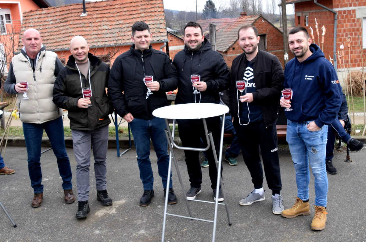 Iako nemaju vinarije, imaju srce za lozu: Podgorci dostojno proslavili blagdan sv. Vinka 