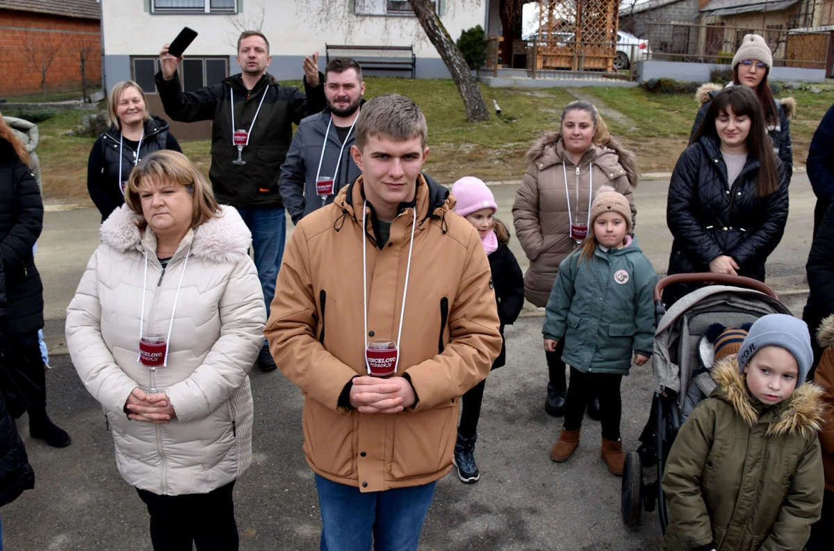 Iako nemaju vinarije, imaju srce za lozu: Podgorci dostojno proslavili blagdan sv. Vinka 