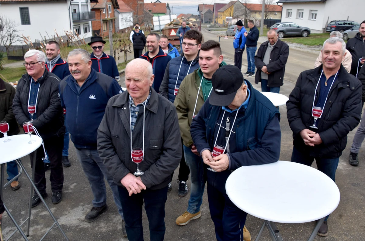 Iako nemaju vinarije, imaju srce za lozu: Podgorci dostojno proslavili blagdan sv. Vinka 