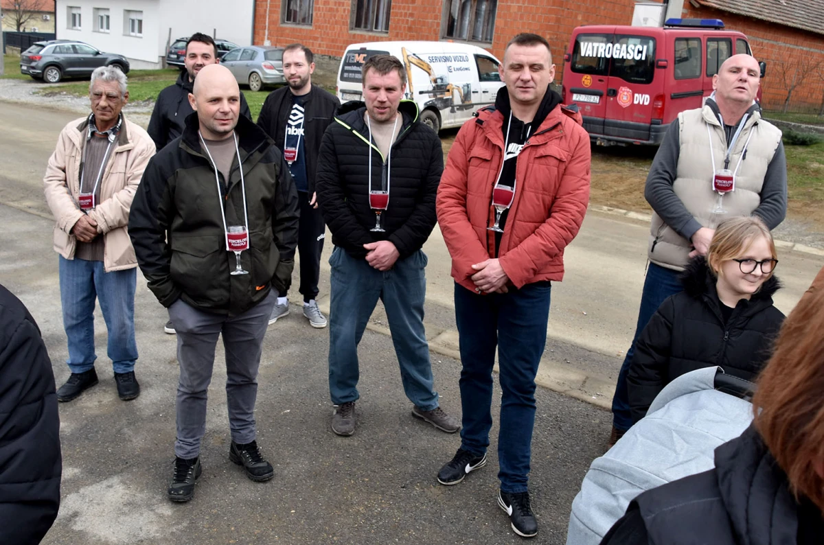 Iako nemaju vinarije, imaju srce za lozu: Podgorci dostojno proslavili blagdan sv. Vinka 