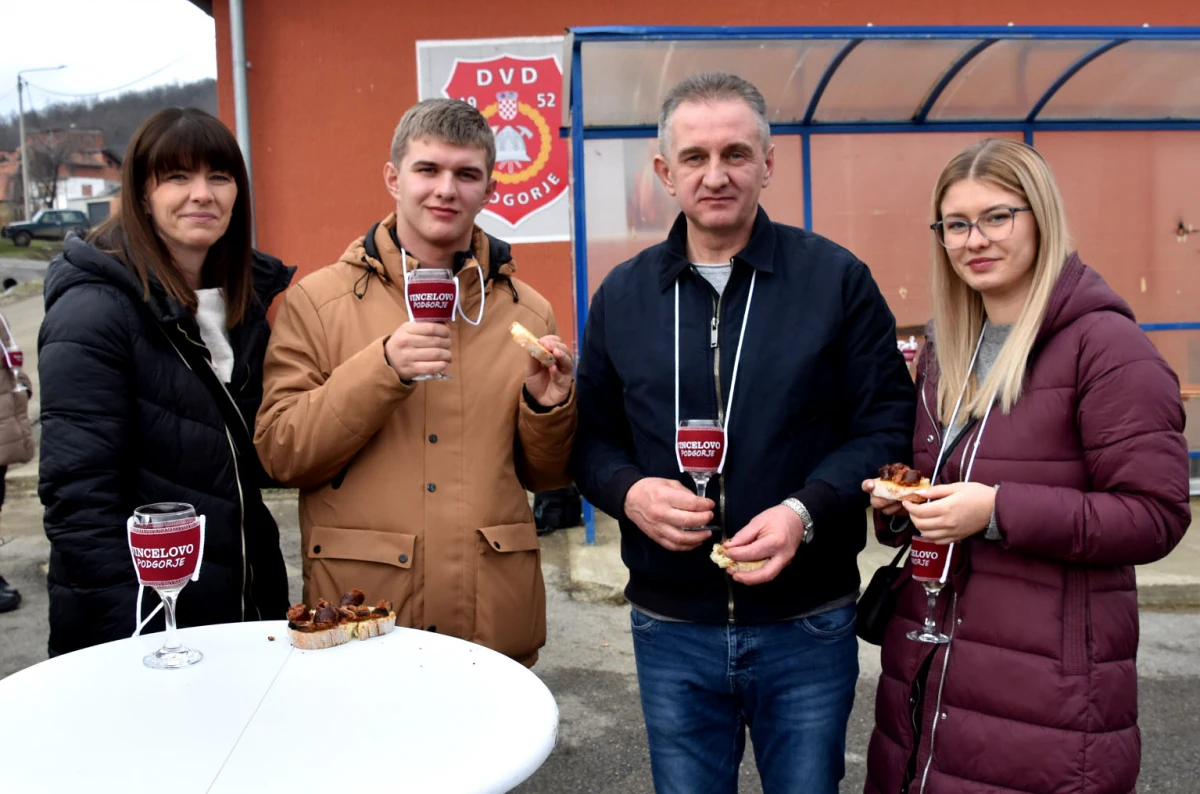Iako nemaju vinarije, imaju srce za lozu: Podgorci dostojno proslavili blagdan sv. Vinka 