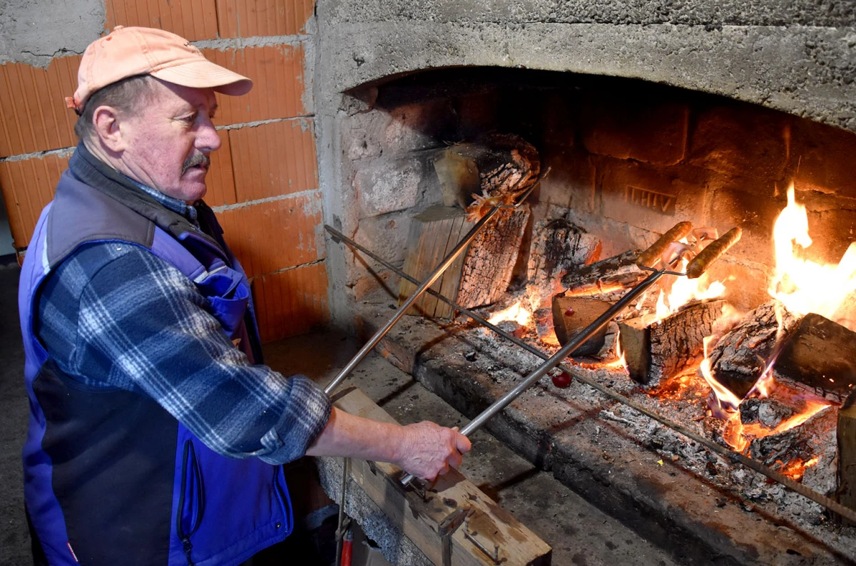 Vincelovo na krovu Požege: Branko Smolić proslavio početak vinogradarske godine na obroncima Sokolovca