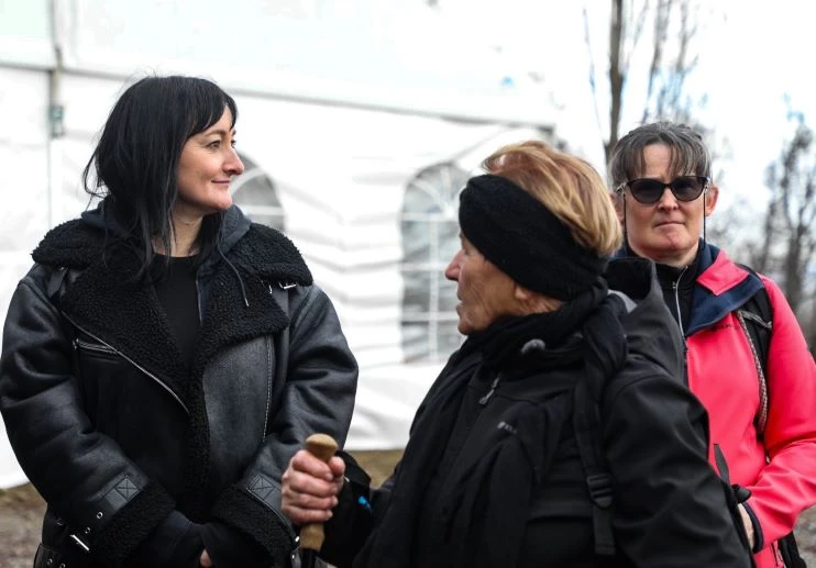 Koracima kroz vinograde i povijest Požeške gore: Zimski vincelovski pohod u Pleternici