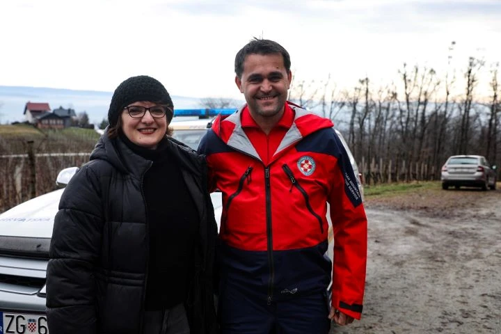 Koracima kroz vinograde i povijest Požeške gore: Zimski vincelovski pohod u Pleternici