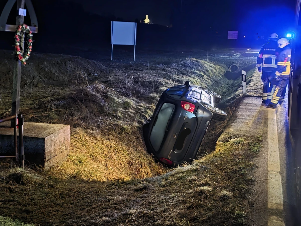 Automobil izletio s ceste između Zakorenja i Brestovca, intervenirale hitne službe