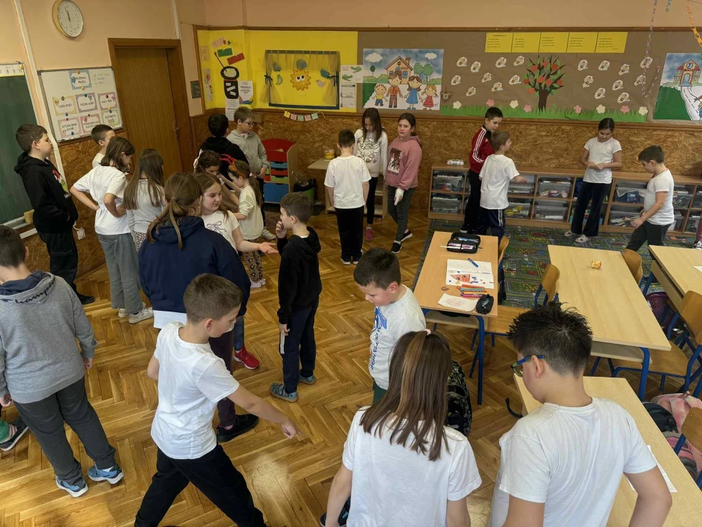 Djetinjstvo koje povezuje: Školski projekt „Cesarić u Cesariću“ okupio učenike, obitelji i brojne goste