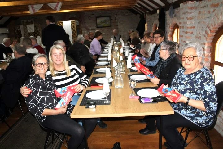 Pleternički umirovljenici posjetili eko-etno selo u Staroj Kapeli