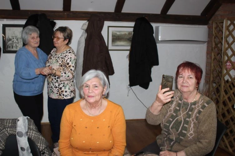 Pleternički umirovljenici posjetili eko-etno selo u Staroj Kapeli