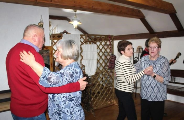 Pleternički umirovljenici posjetili eko-etno selo u Staroj Kapeli