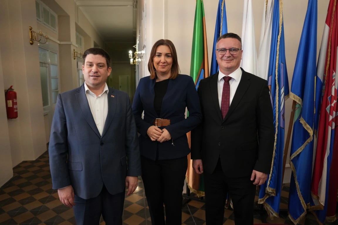 Potpisan ugovor za izgradnju čvora Požega: Snažan infrastrukturni iskorak za Slavoniju