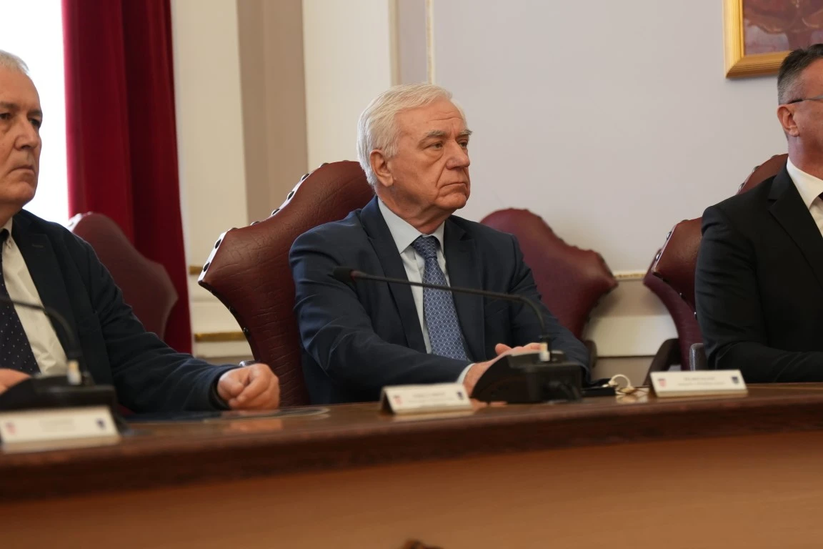 Potpisan ugovor za izgradnju čvora Požega: Snažan infrastrukturni iskorak za Slavoniju