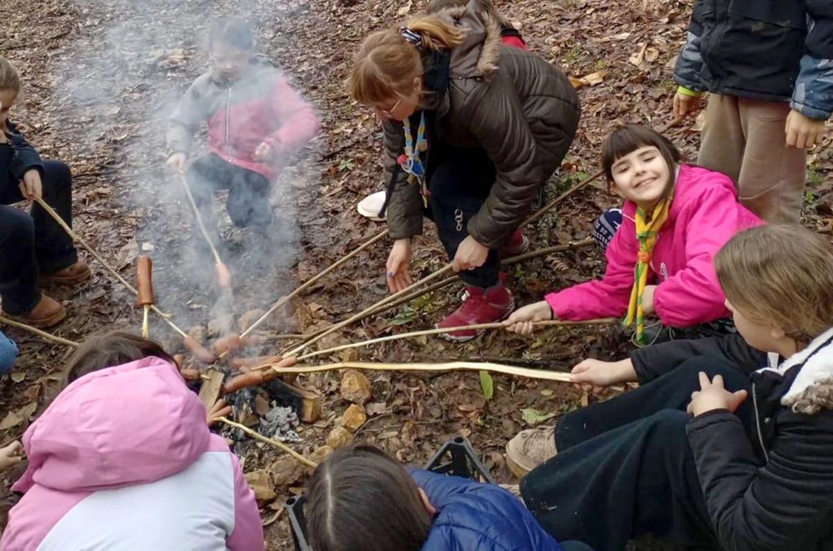 IZVIĐAČKA AVANTURA NA ŠICANI: Kobasice, pjesma i prvi ovogodišnji izlet