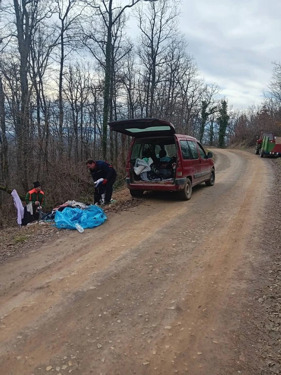Mještani Škrtabutnika ogorčeni zbog loše ceste – sami poduzeli prve korake na poboljšanju