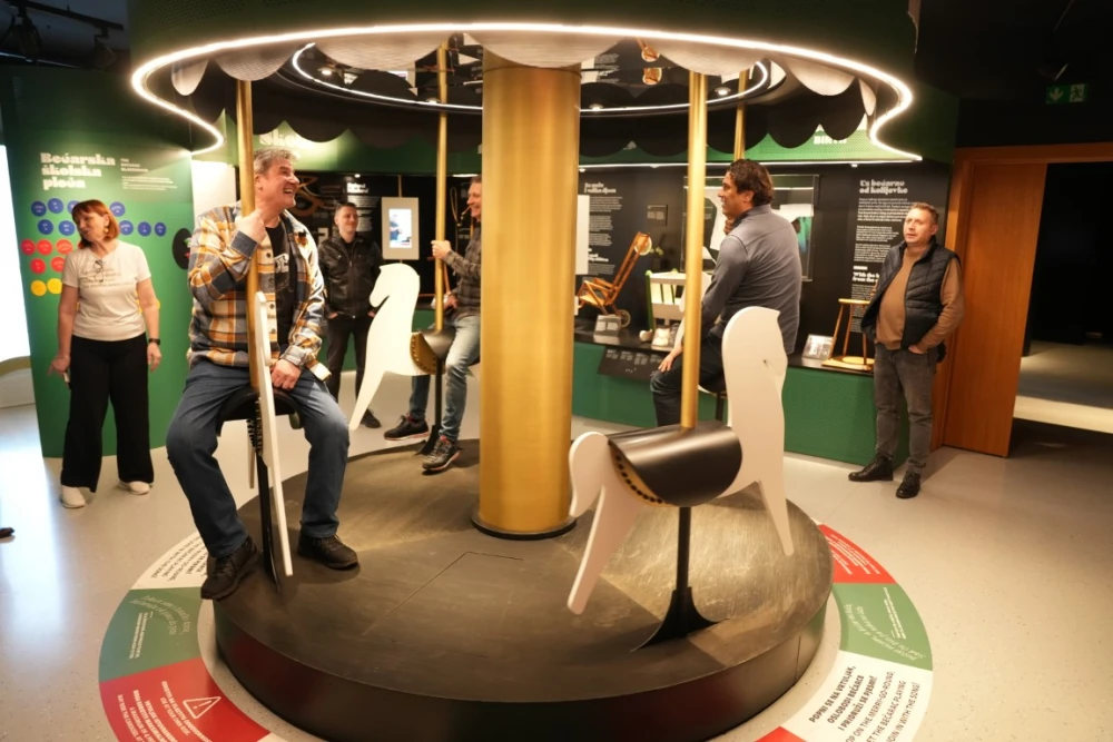 Gazde odale počast slavonskoj tradiciji posjetom Muzeju bećarca