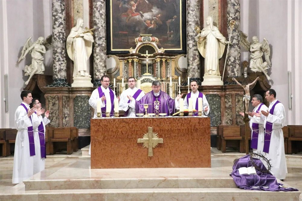 Pepelnica u požeškoj Katedrali